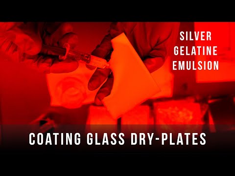 Coating Glass Dry-Plates with Silver Gelatine Emulsion | Tutorial | Large Format Photography